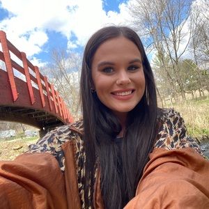 Meet your Posher, Katlyn